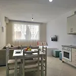 Διαμέρισμα Happy Eri *
