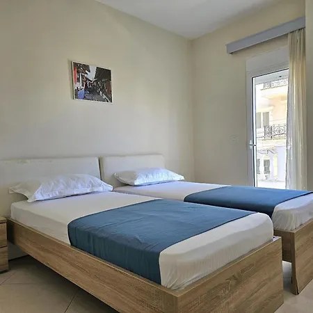 Happy Eri * Sarandë