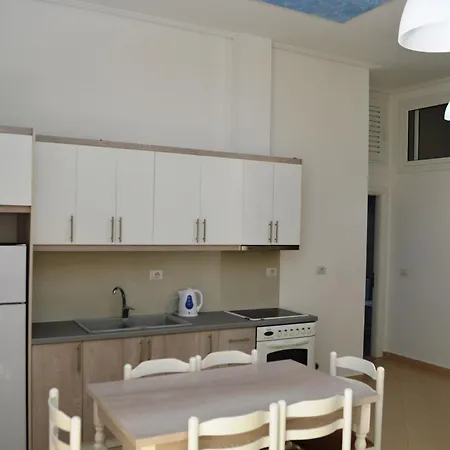 Happy Eri Appartement Sarandë