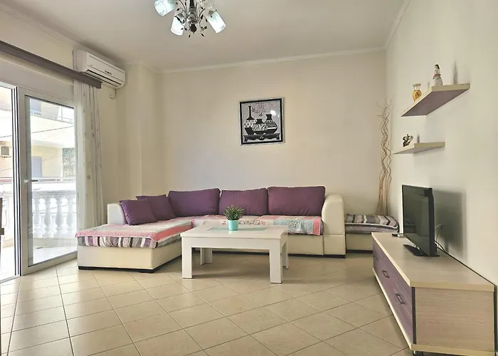 Happy Eri 公寓 Sarandë